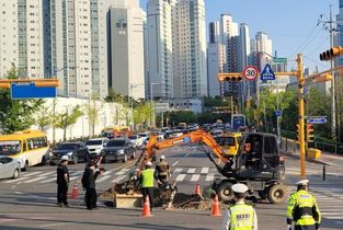 ‘시민 안전이 최우선’...화성특례시, 싱크홀 의심 신고에 신속 대응
