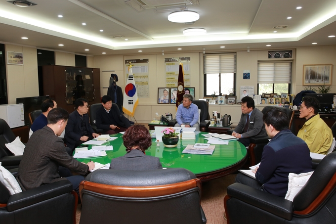 (군포시의회, 원도심 주거권 관련 간담회 가졌다.