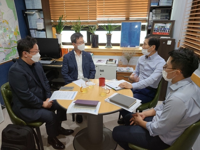 LH와_이학영의원_면담사진