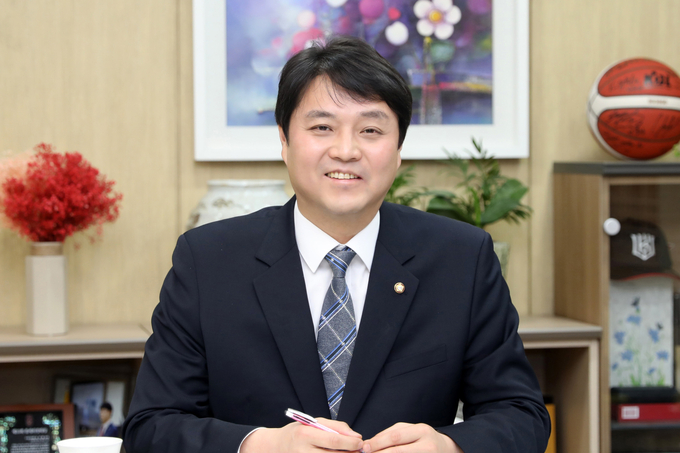 조석환 수원시의회 의장 신년사 모습