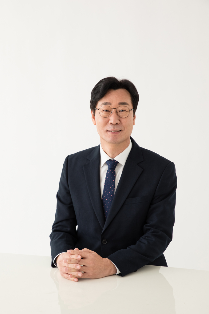 정 명근화성시장 . 당선인 프로필 사진