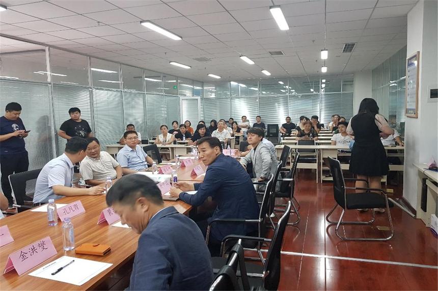 군포시는 7월 22일부터 3박 4일간 린이시를 방문해 현지 바이어들에게 군포지역 중소기업 제품 설명회를 주관했다.