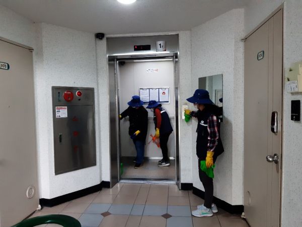 정왕4동 추석명절 대비 일제 방역 진행