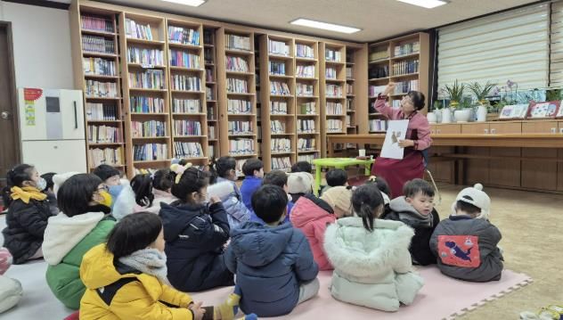 수원시 권선구 권선2동 새마을문고 어린이 구연동화 프로그램 진행