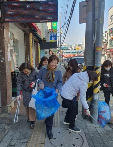 수원시 팔달구 화서1동, 새봄맞이 대청소 추진