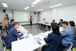 화성특례시의회 의원연구단체 '화성특례시 지방자치 연구회' 의원 역량강화 교육 및 연구용역 중간보고회 실시