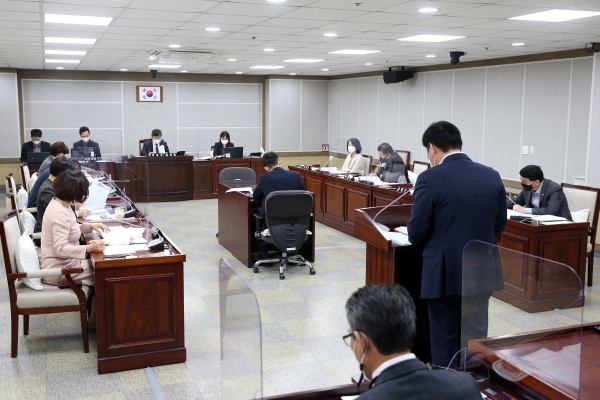 수원시의회 문화체육교육위원회, 제359회 임시회 조례안 심사