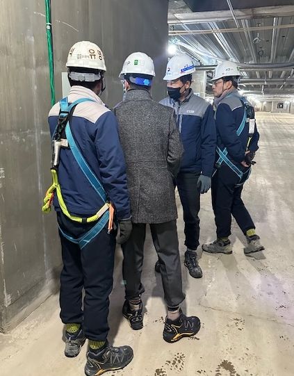 광명시는 지난 7일과 8일 이틀간 재개발·재건축 정비사업 공사 현장 6개소를 대상으로 안전사고 예방을 위한 화재 안전 점검을 실시했다