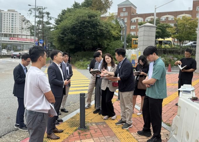 이호동 경기도의원, 소화초 통학로 문제 해결 위해 관계기관과 대책 논의