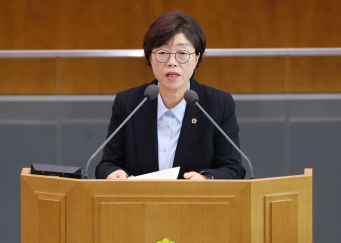 경기도의회 건설교통위원회 박옥분 의원(더불어민주당, 수원2)