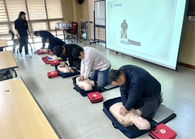 여주도시공사, 교통약자 응급상황 대비 “심폐소생술·자동심장충격기 교육” 실시