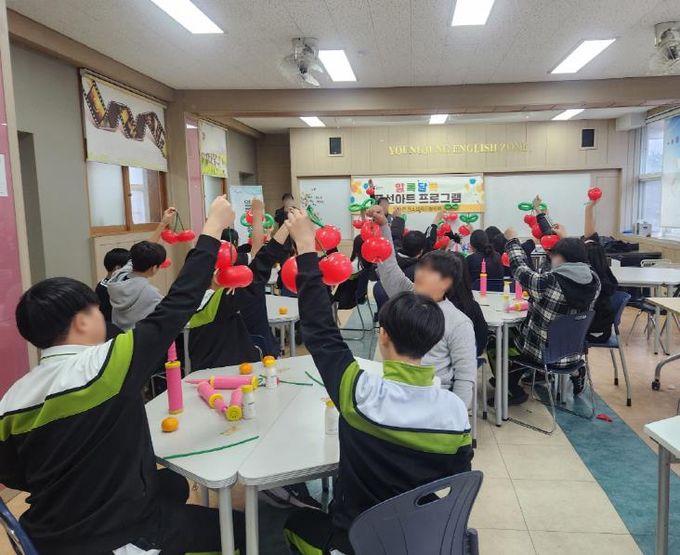 포천시 영중면 청소년지도협의회, 재능기부로 ‘찾아가는 풍선아트 프로그램’ 운영