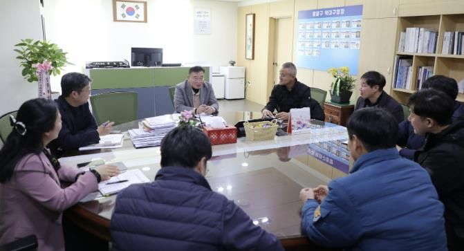 수원시 팔달구, 수원시축구협회 팔달지회와 '현장의 목소리 담는 간담회' 가져