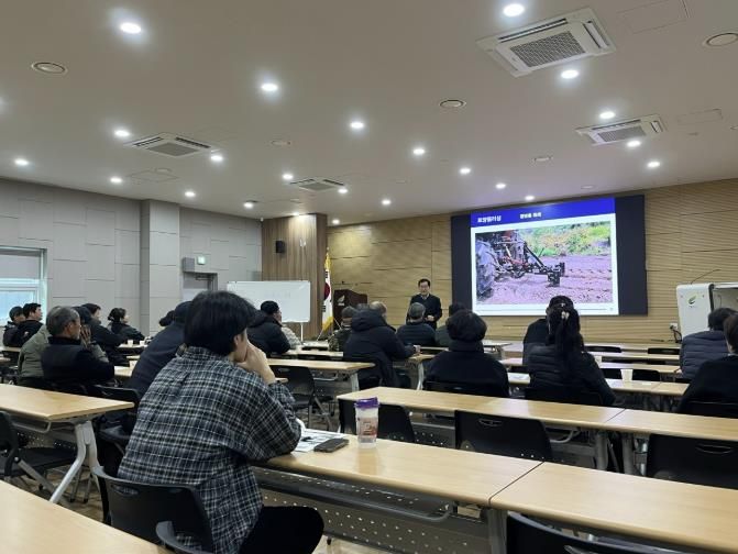여주시 시설채소연구회 기술보급확산지원을 위한 토양관리기술 교육 추진